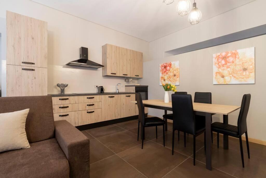 Piazza San Carlo Elegante Loft In Centro - Wi-Fi Apartment Turin Ngoại thất bức ảnh